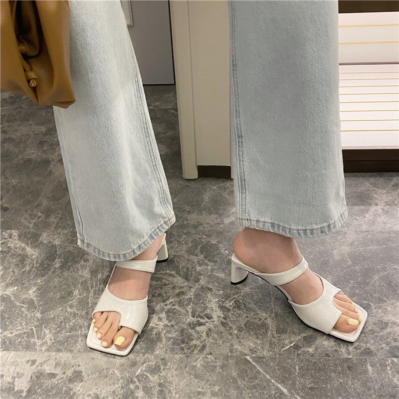 Chic Chunky Heel Sandals by Elizabeth Ainsley
