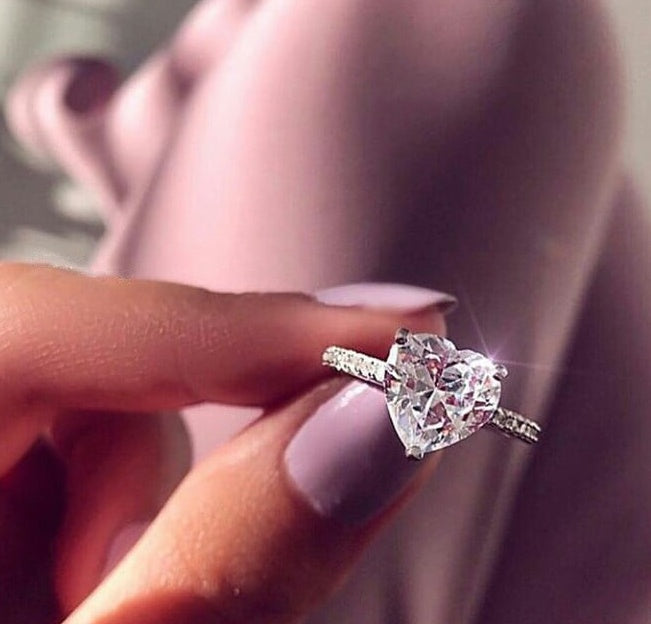 Heart Cut Solitaire Engagement Ring – Pavé Band Brilliance