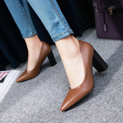 Chic Block Heel Pumps Elizabeth Ainsley High Heels