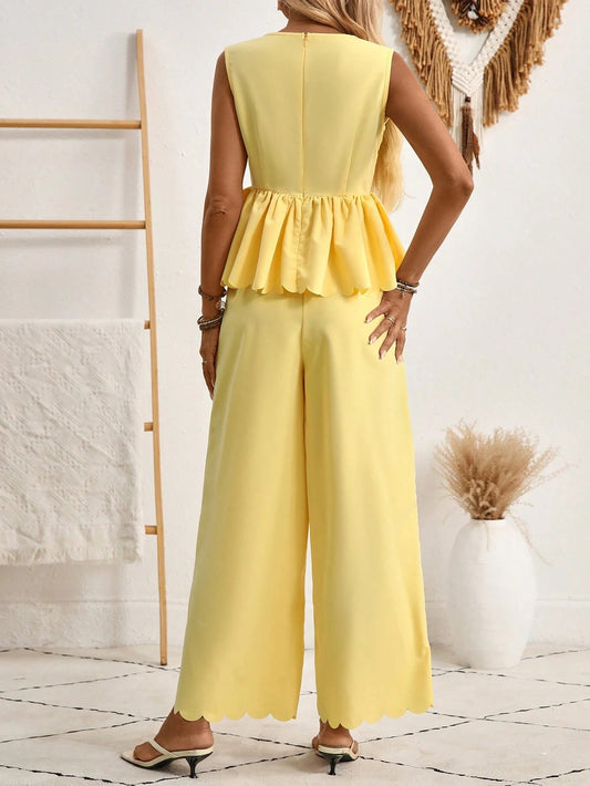 Chic Yellow Elizabeth Ainsley Two Piece Set