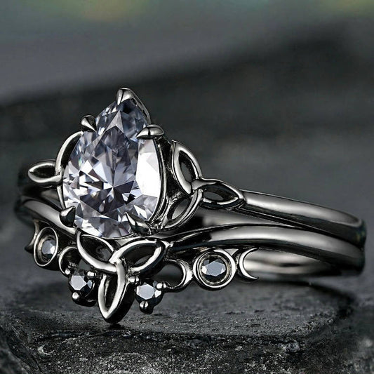 Royal Teardrop Blue Crystal Vintage Ring