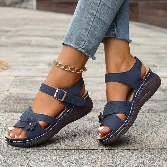 Chic Floral Elizabeth Ainsley Plus Size Platform Sandals