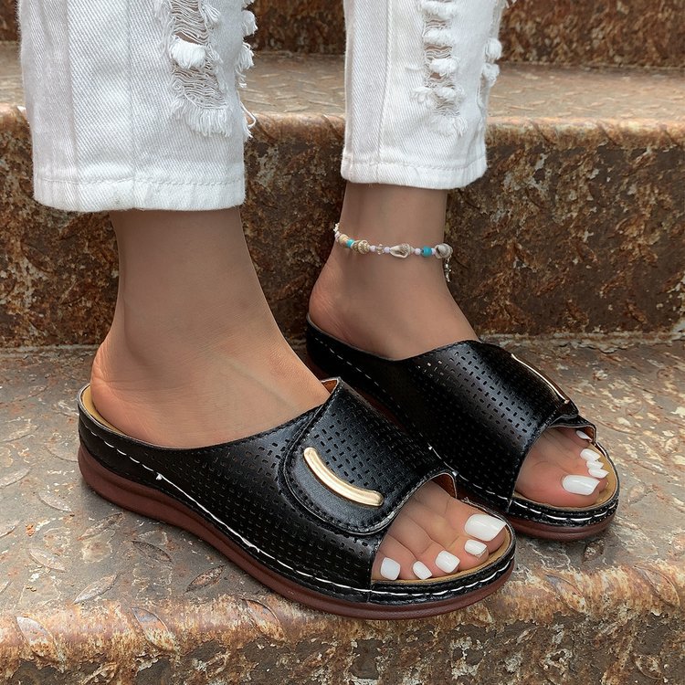 Hollow Platform Sandals Elizabeth Ainsley Women’s Slides
