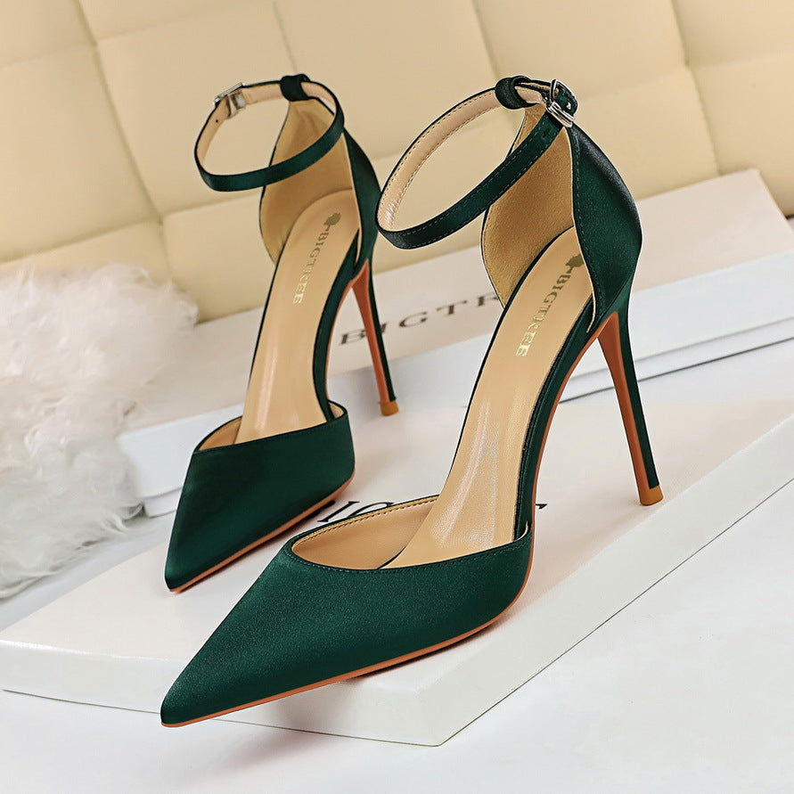 Elegant Silk Pointed Heels by Elizabeth Ainsley