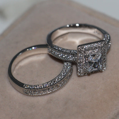 Princess Halo Bridal Ring Set with Pavé Band