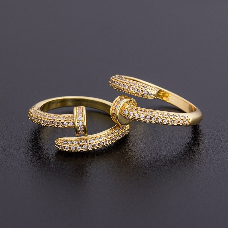 Pavé Heart Embrace Adjustable Gold Ring