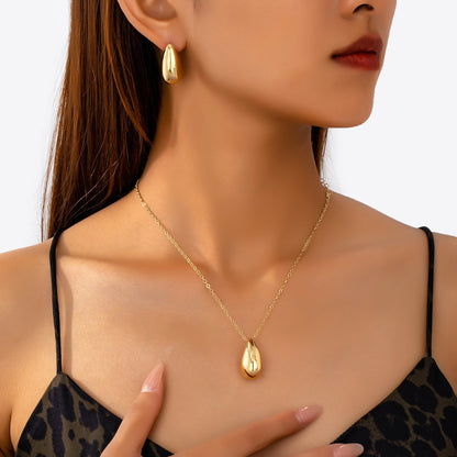 Elegant Teardrop Jewelry Set
