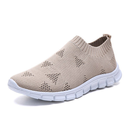 Lightweight Everyday Sneakers by Elizabeth Ainsley