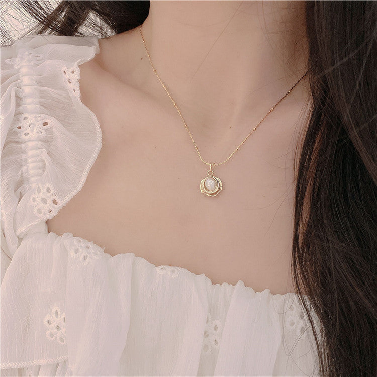 Pearl Pendant Necklace with Organic Gold-Style Frame
