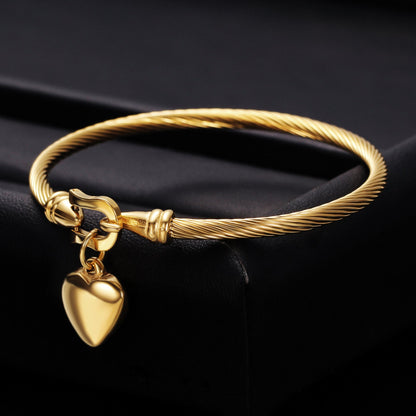 Cable-Style Charm Bracelet with Sculpted Pendant Detail