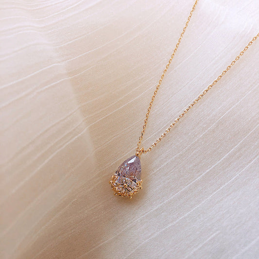 Vintage Teardrop Crystal Necklace
