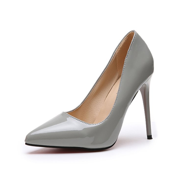 Elegant Elizabeth Ainsley Pointed High Heel Pumps