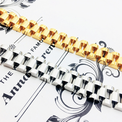 Solid Link Bracelet with Structured Contemporary Design