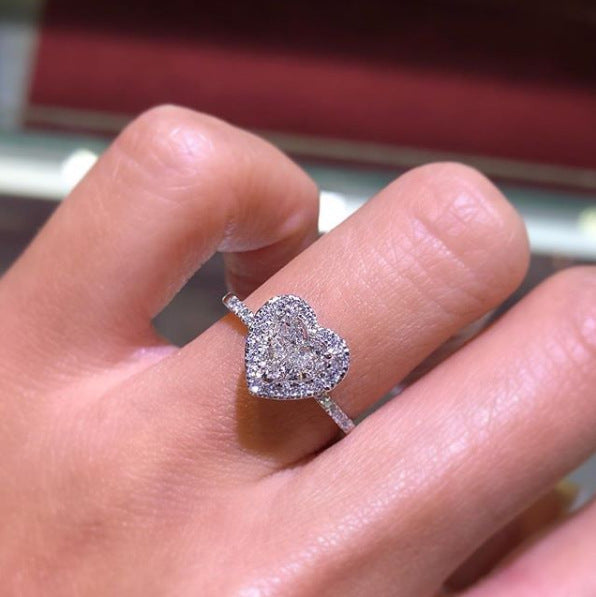 Sparkling Pavé Heart Ring – Romantic Crystal Statement Band