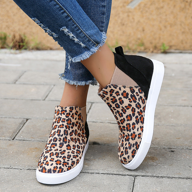 Elizabeth Ainsley Leopard Flats - Elastic V Cutout Comfort