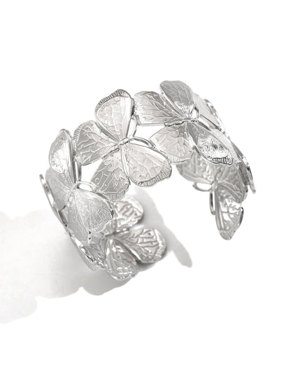 Floral Link Bracelet with Sculpted Petal Design