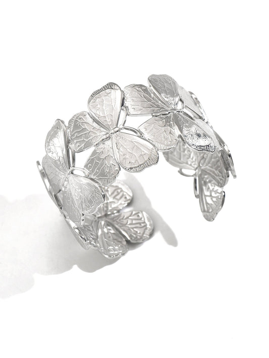 Floral Link Bracelet with Sculpted Petal Design