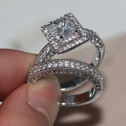Princess Halo Bridal Ring Set with Pavé Band