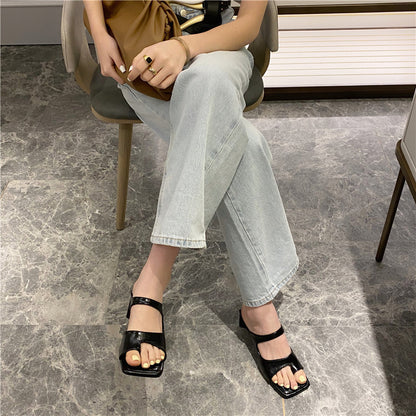 Chic Chunky Heel Sandals by Elizabeth Ainsley