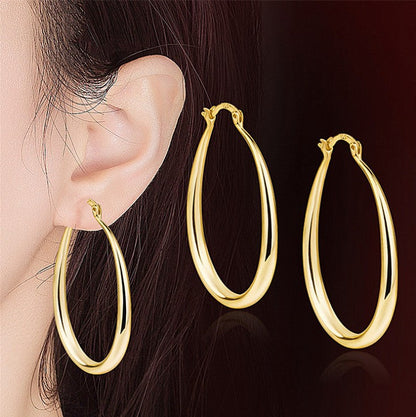 Classic Polished Hoop Earrings with Sleek Tapered Design