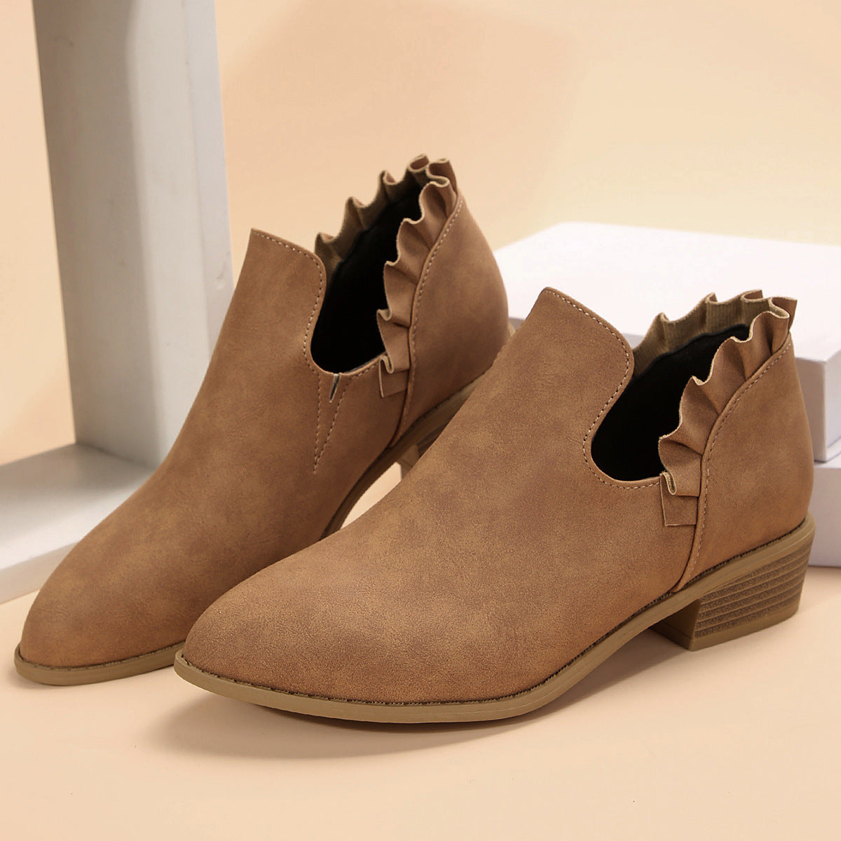Elizabeth Ainsley Women's Chunky Heel Pointed Toe Boots