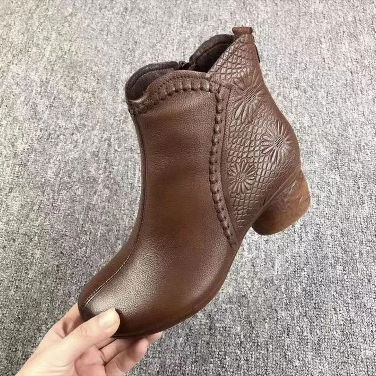 Elizabeth Ainsley Winter Boots - Fleece Lined, Anti-Slip Heel