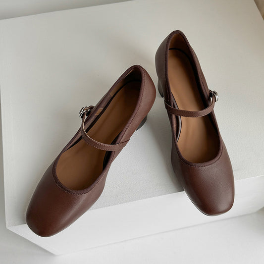 Retro Mary Jane Heels by Elizabeth Ainsley