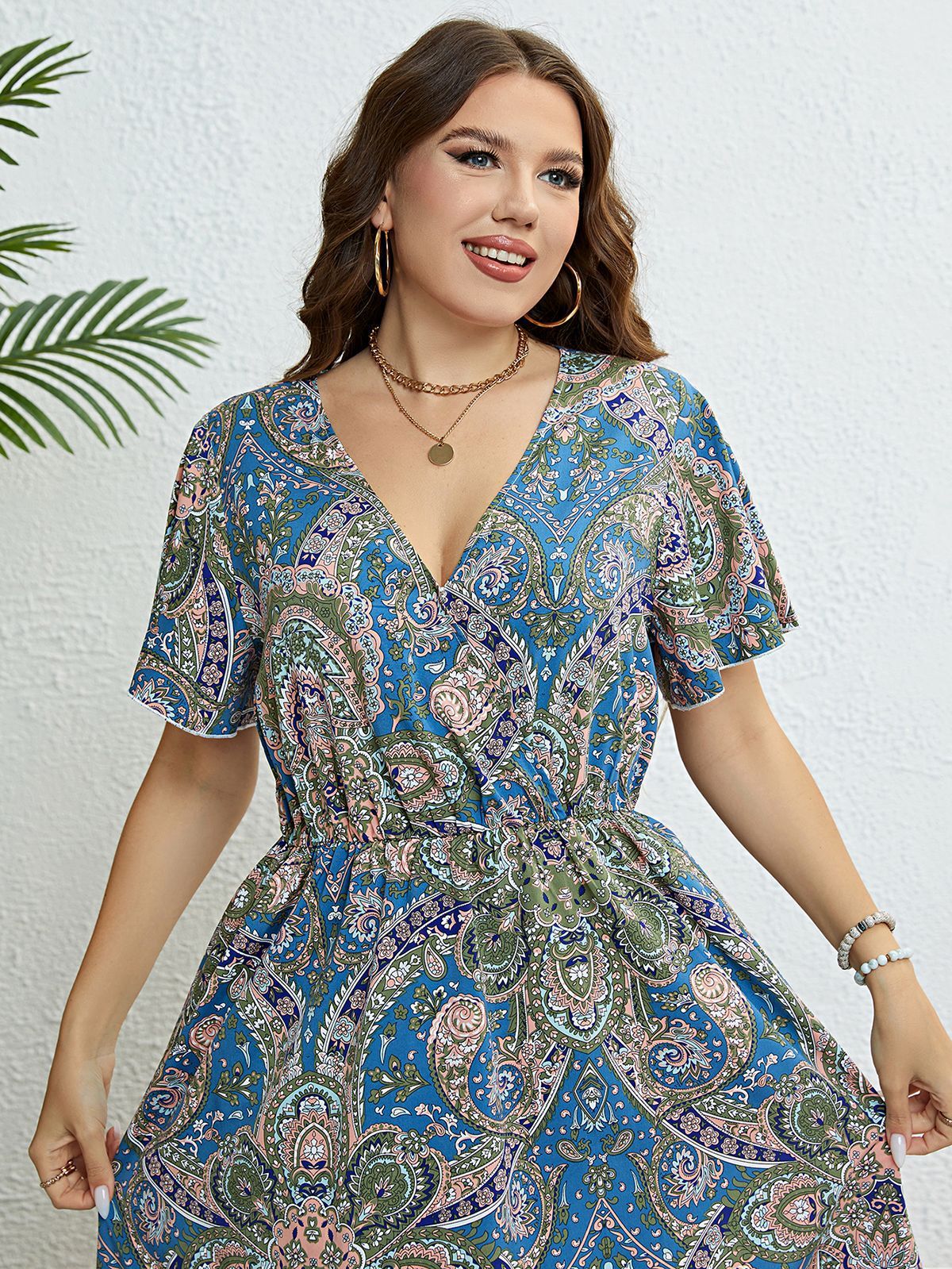 Retro Print Elizabeth Ainsley V-Neck Summer Dress