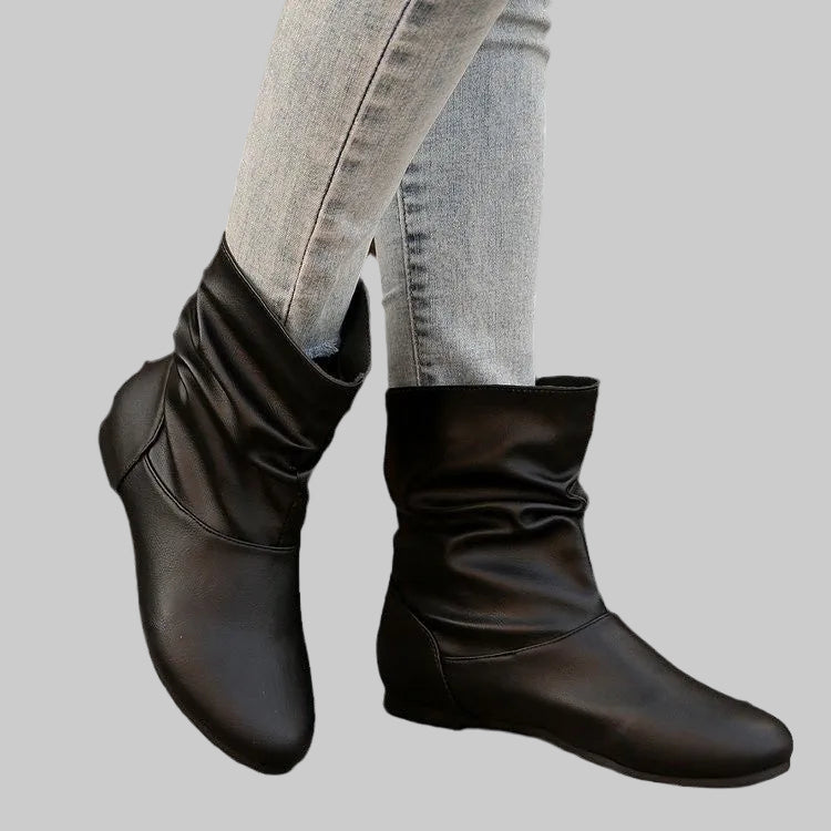 Elizabeth Ainsley Flat Boots - Slip-On Western Comfort
