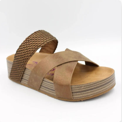 Woven Comfort Elizabeth Ainsley Everyday Sandals