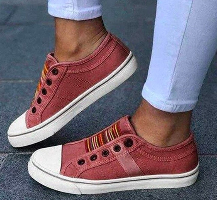 Pinterest-Inspired Elizabeth Ainsley Laceless Canvas Sneakers