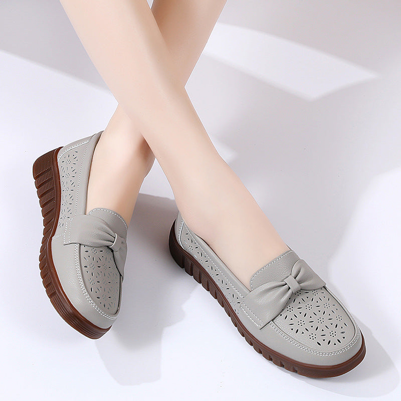 Elegant Comfort Elizabeth Ainsley Flat Leather Loafers