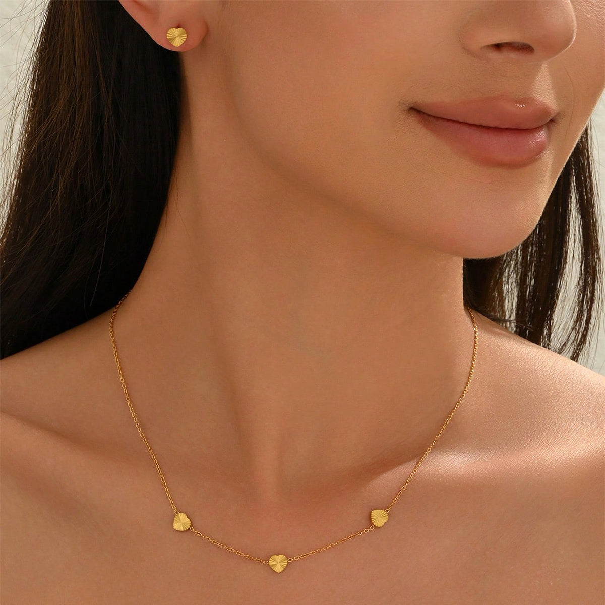 Faceted Disc Necklace & Matching Stud Earrings
