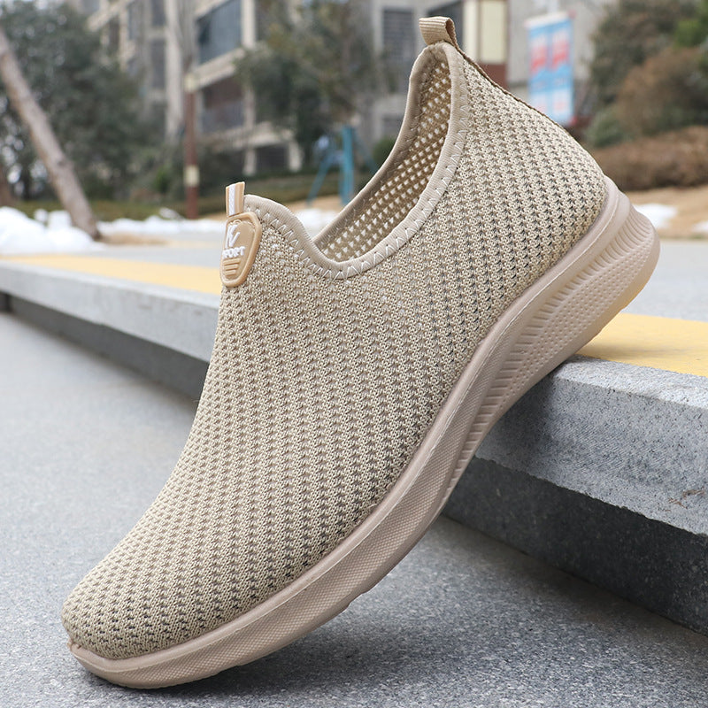Breathable Elizabeth Ainsley Men's Flyknit Sneakers