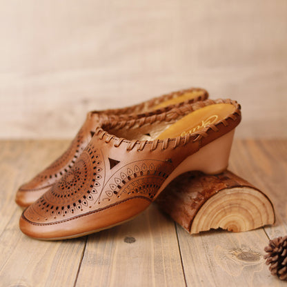 Vintage Leather Mid-Heel Sandals by Elizabeth Ainsley