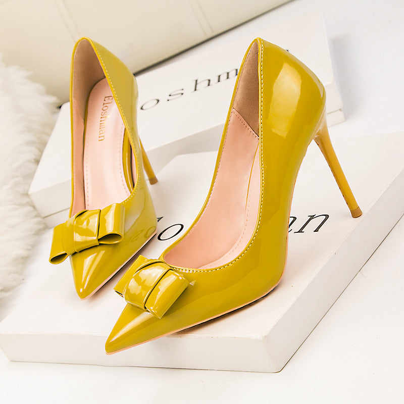 Elegant Bow Pointed Heels by Elizabeth Ainsley
