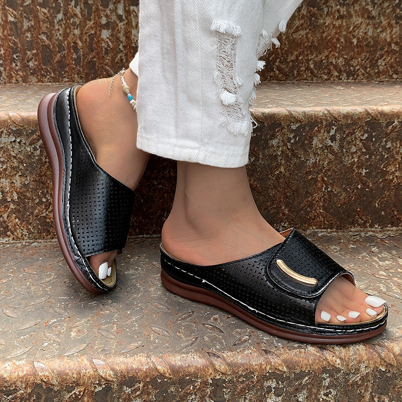Hollow Platform Sandals Elizabeth Ainsley Women’s Slides