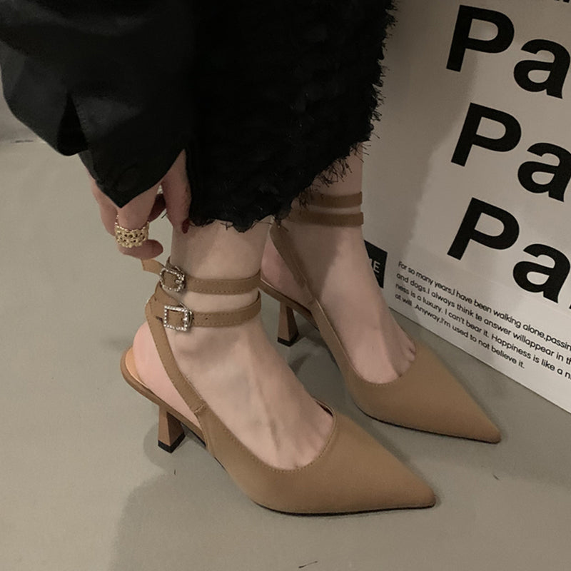 Chic Pointed Heels by Elizabeth Ainsley