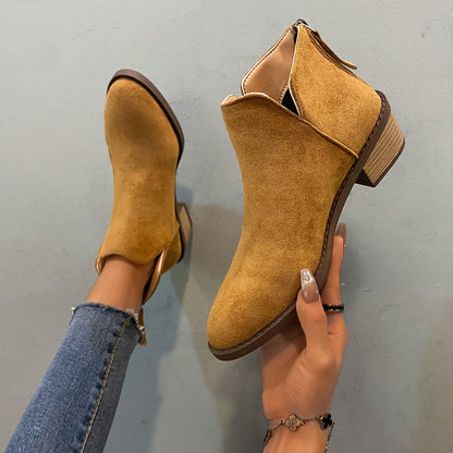 Elizabeth Ainsley Plus Size Pointed Ankle Boots - Comfort