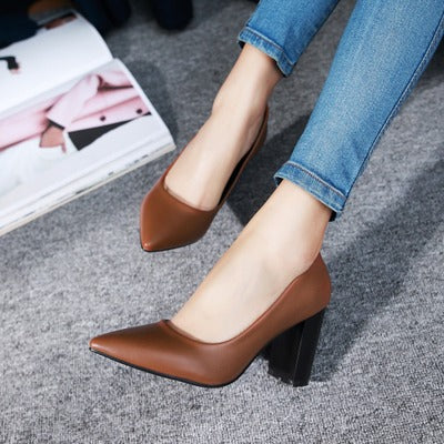 Chic Block Heel Pumps Elizabeth Ainsley High Heels