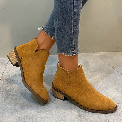 Elizabeth Ainsley Plus Size Pointed Ankle Boots - Comfort