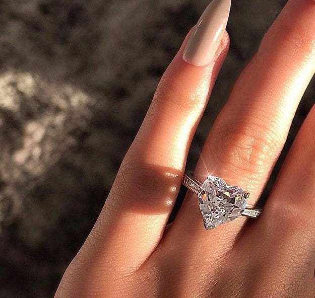 Heart Cut Solitaire Engagement Ring – Pavé Band Brilliance