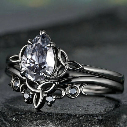 Royal Teardrop Blue Crystal Vintage Ring
