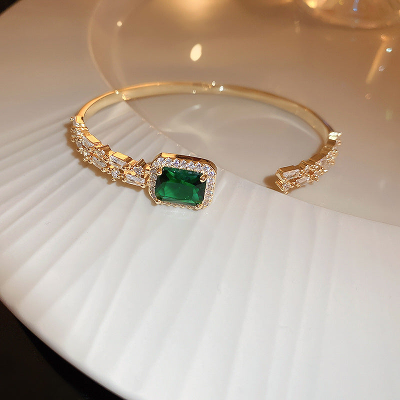 Geometric Crystal Bangle Bracelet with Bold Center Detail
