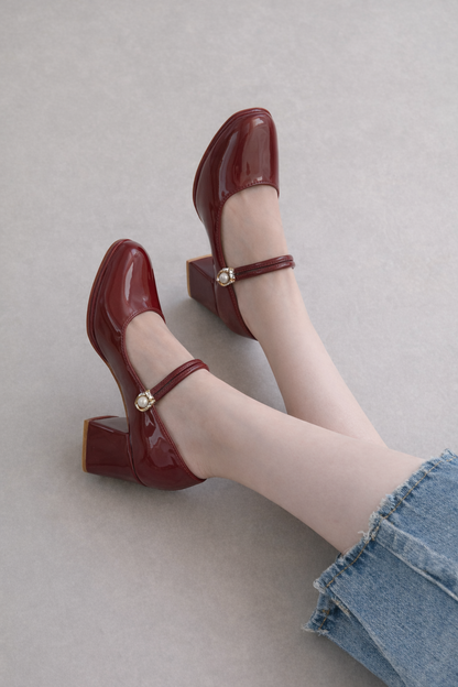 Retro Mary Jane High Heels by Elizabeth Ainsley