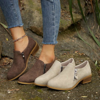 Elizabeth Ainsley Plus Size Side Zipper Square Heel Boots