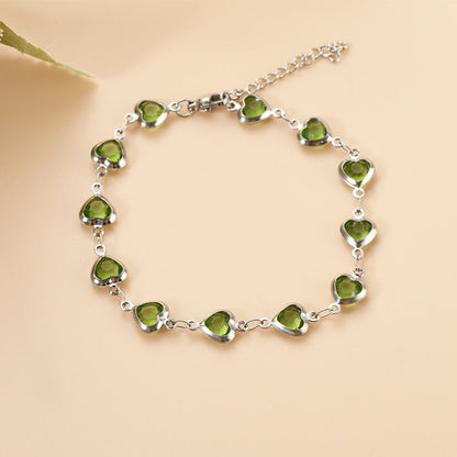 Heart-Accent Chain Bracelet with Elegant Linked Design