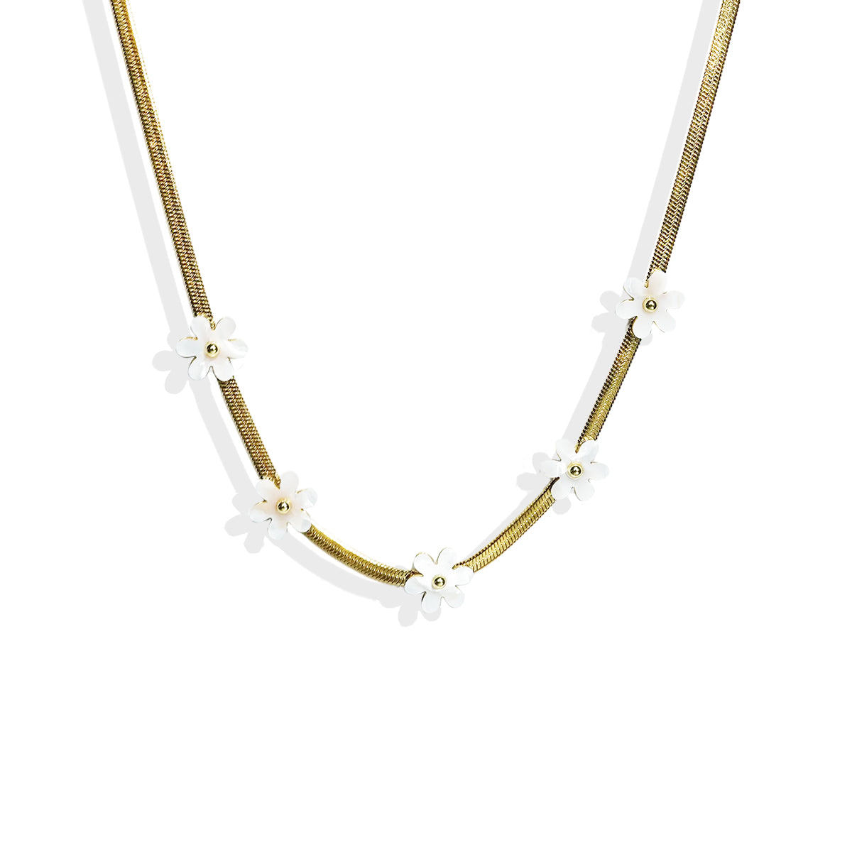 Floral Accent Necklace with Delicate Chain Design