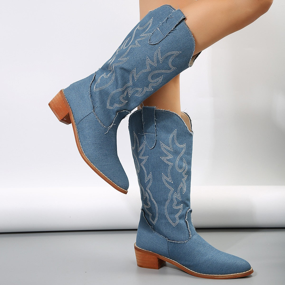 Elizabeth Ainsley Plus-Size Western Boots - Supportive Fit