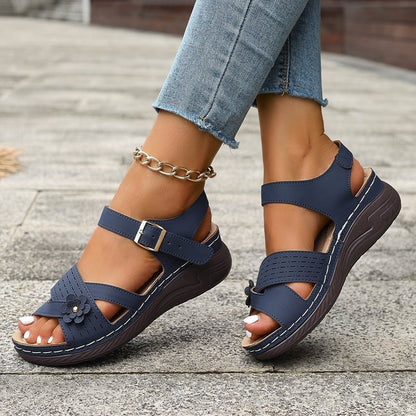 Chic Floral Elizabeth Ainsley Plus Size Platform Sandals